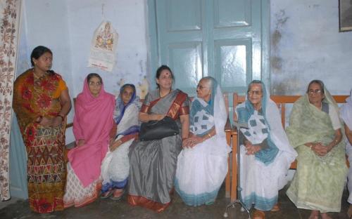 Mrs. Nirmala Samant Prabhavalkar visited Varanasi as per the National Commission for Women’s mandate to assess the infrastructure and living conditions of the inmates of the government run dwelling places for women