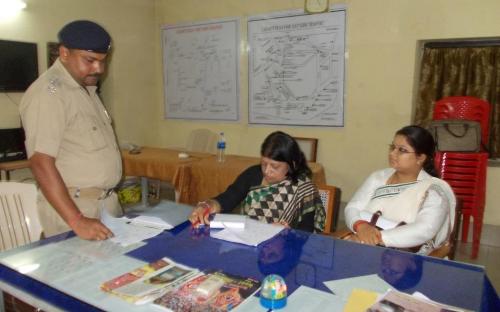 Ms Hemlata Kheria, Member, NCW accompanied with Ms. Manasi Pradhan OYSS Women Founder visited Binjhala Village, Puri, Bhubaneshwar