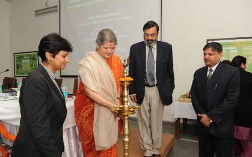 Hon’ble Chairperson had been honored as the chief guest at the launch of the website www.spuwac.com for the Special Police Unit for Women and Child, Nanakpura, New Delhi.